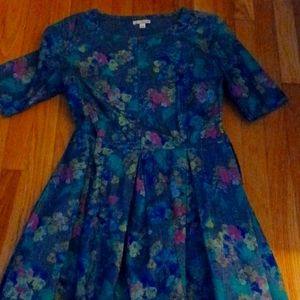 GAP CHAMBRAY FLORAL DRESS